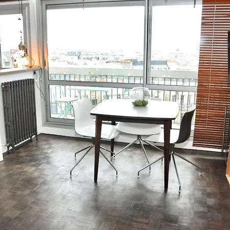 Charming Comfortable Near Montmartre!